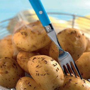 Картофи в униформа: романтичен деликатес