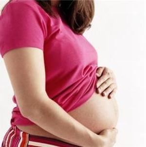Розовото отделяне по време на бременност е най-големият страх от бременните майки